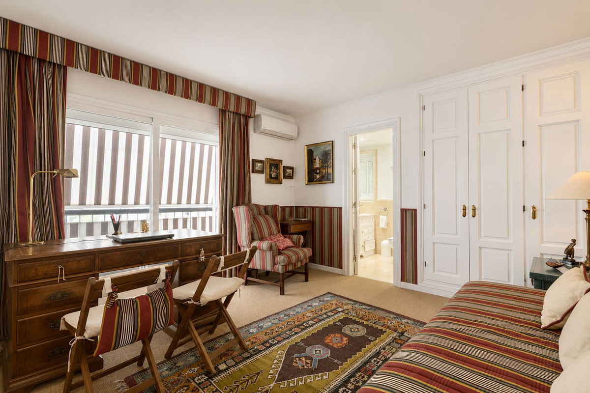 Appartement te koop in Marbella | 3 slaapkamers H5421922