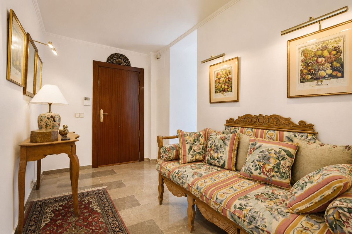 Appartement te koop in Marbella | 3 slaapkamers H5421922