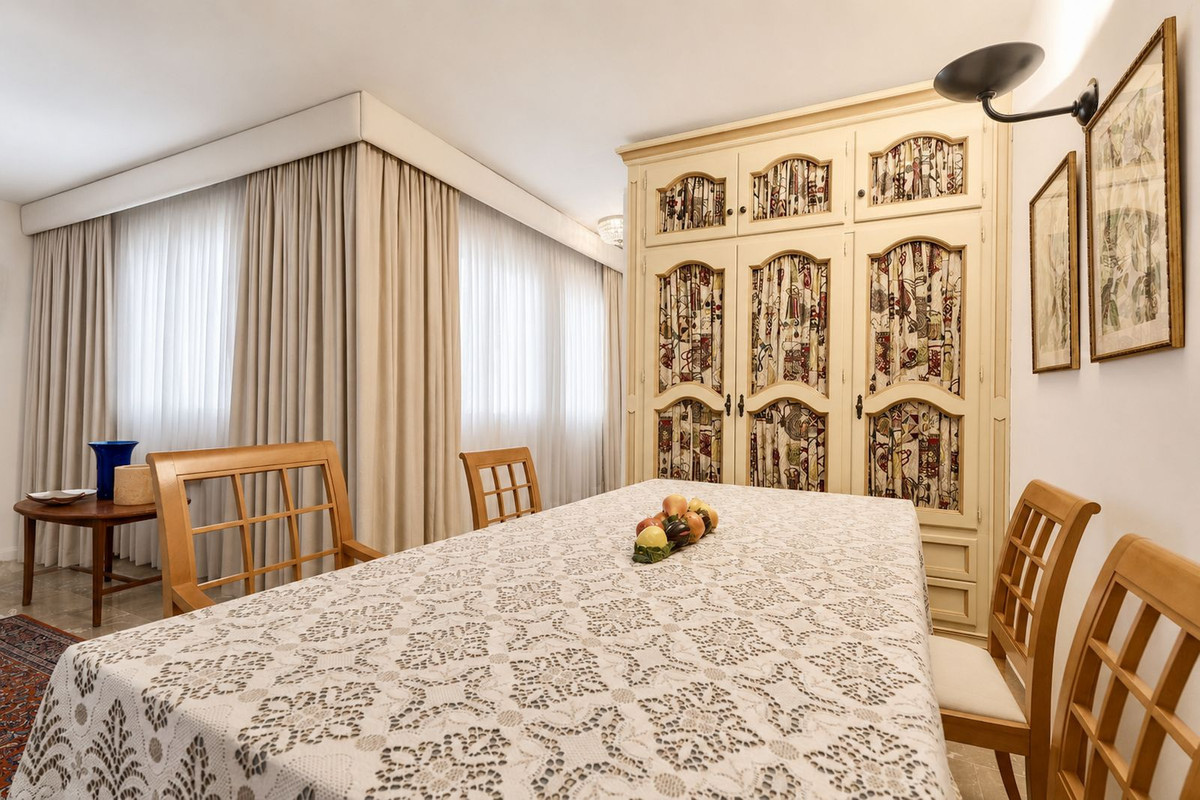 Appartement te koop in Marbella | 3 slaapkamers H5421922
