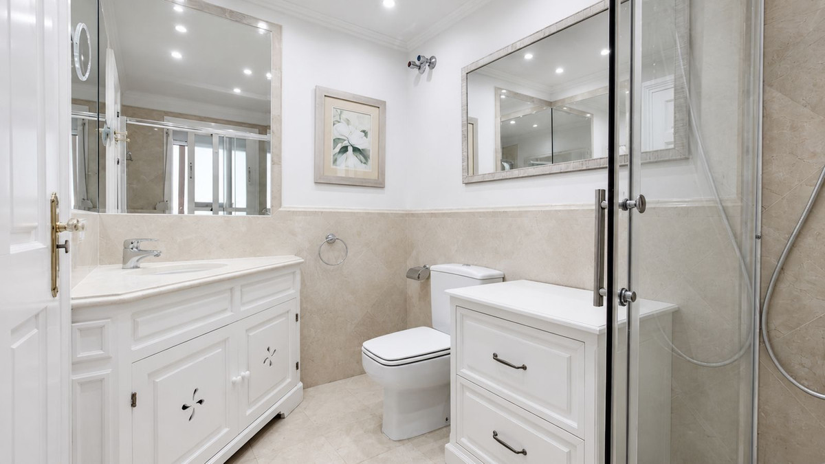 Appartement te koop in Marbella | 3 slaapkamers H5421922