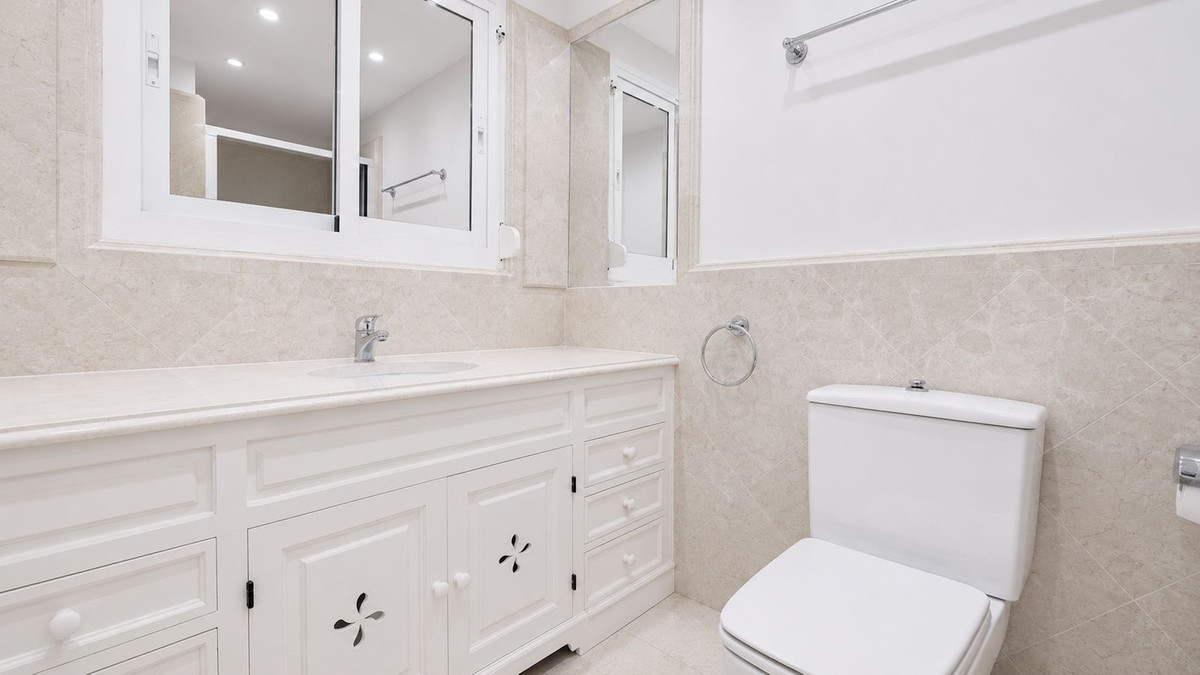 Appartement te koop in Marbella | 3 slaapkamers H5421922