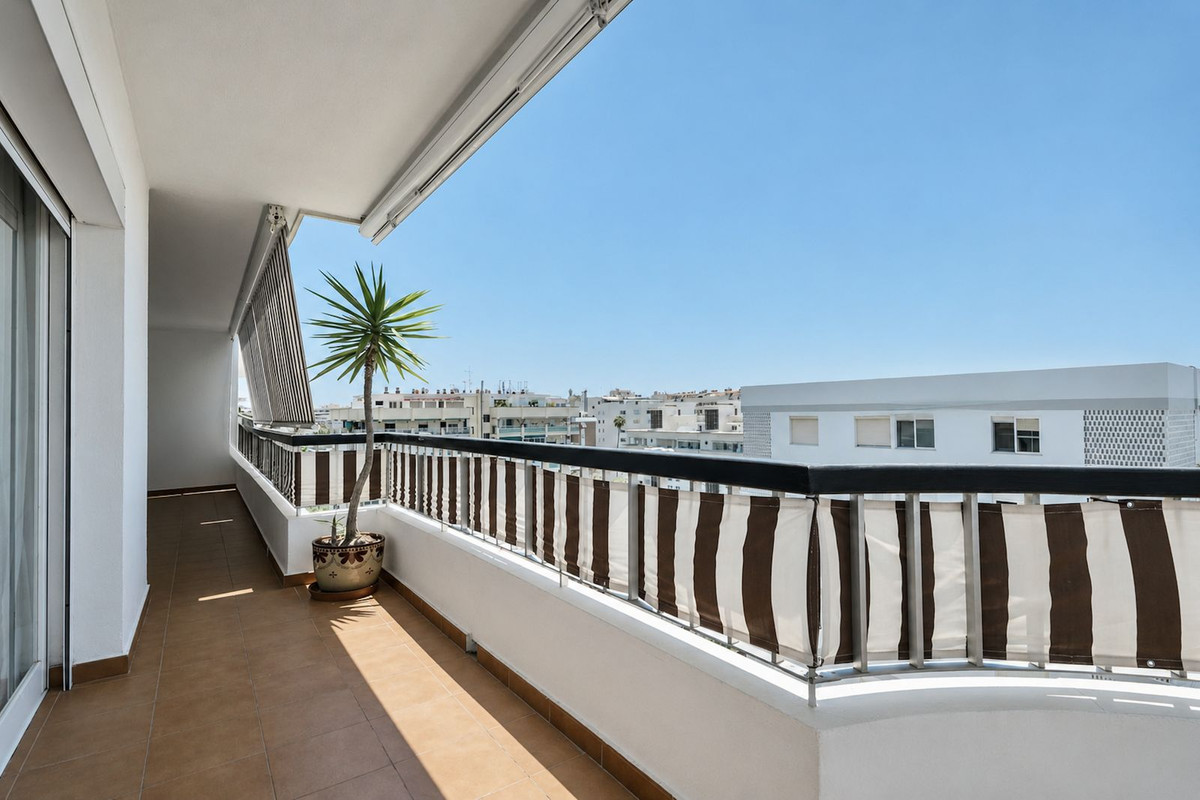 Appartement te koop in Marbella | 3 slaapkamers H5421922