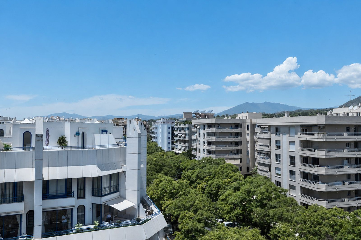 Appartement te koop in Marbella | 3 slaapkamers H5421922