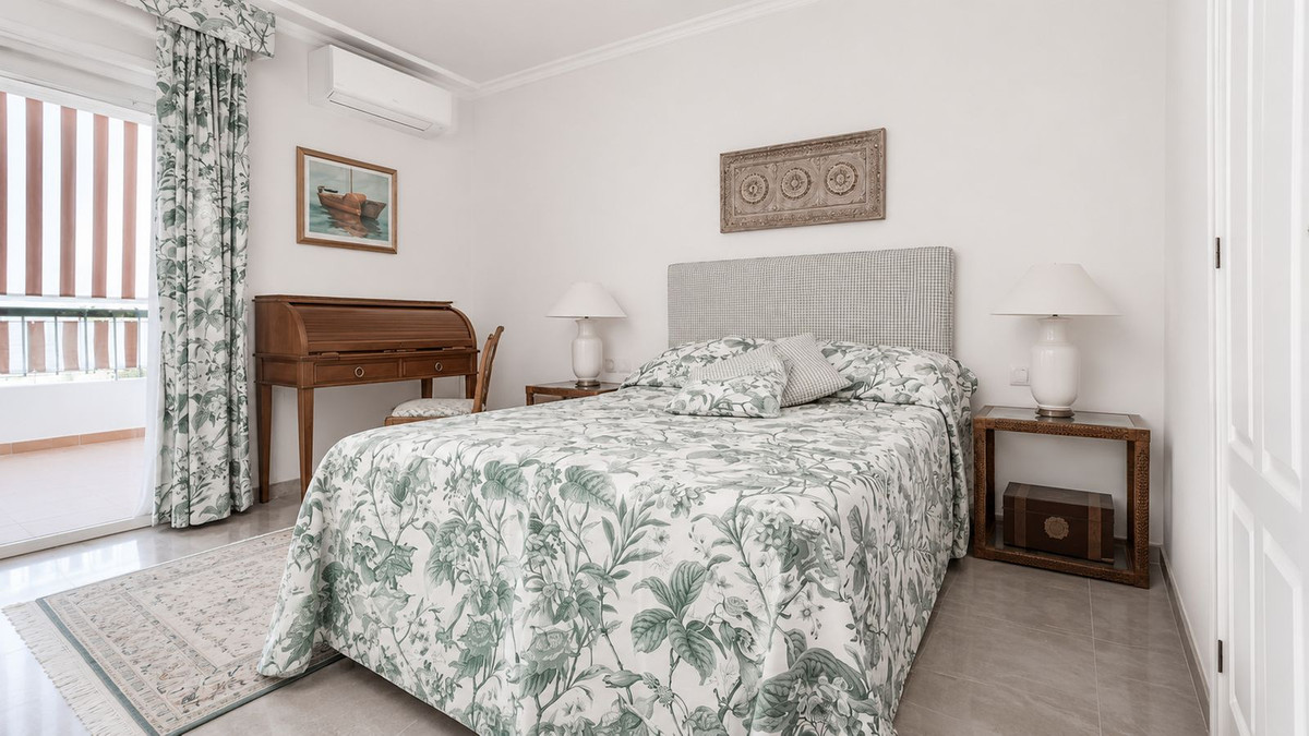 Appartement te koop in Marbella | 3 slaapkamers H5421922