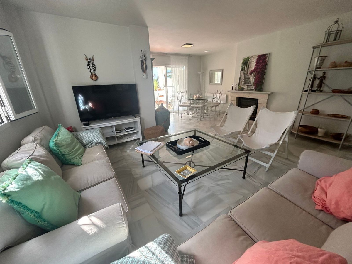 Appartement te koop in Marbella | 3 slaapkamers H5422516