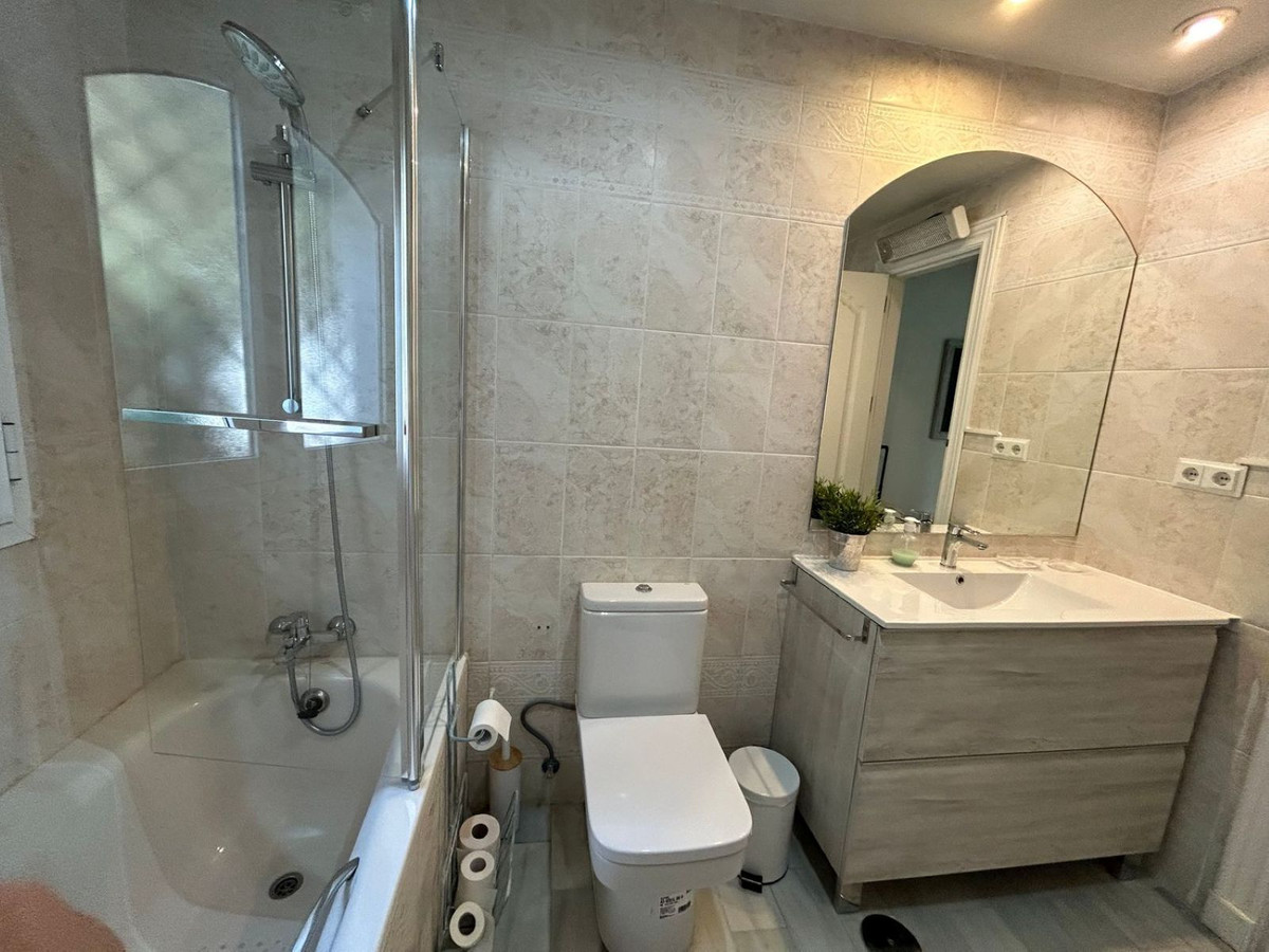 Appartement te koop in Marbella | 3 slaapkamers H5422516