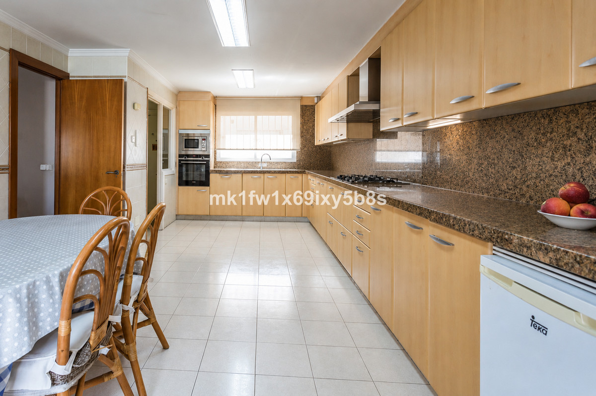 Appartement te koop in Marbella | 4 slaapkamers H5422747