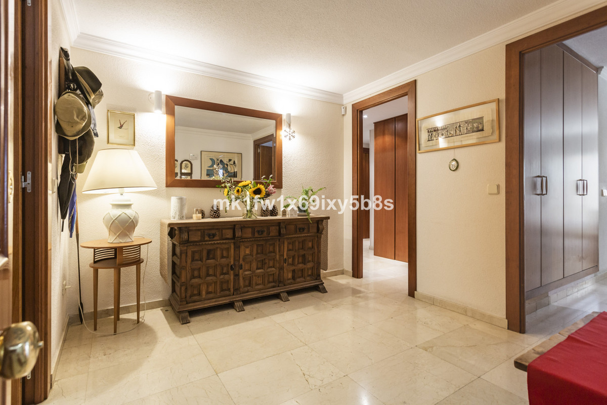 Appartement te koop in Marbella | 4 slaapkamers H5422747