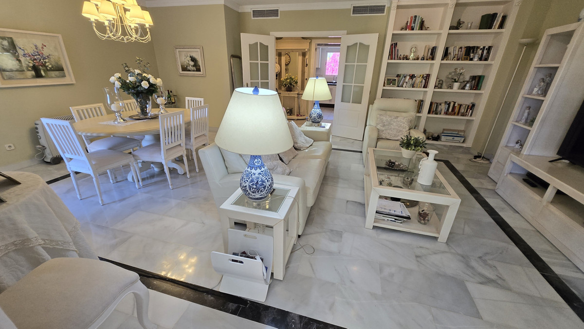 Percelen te koop in Marbella | 2 slaapkamers H5426344