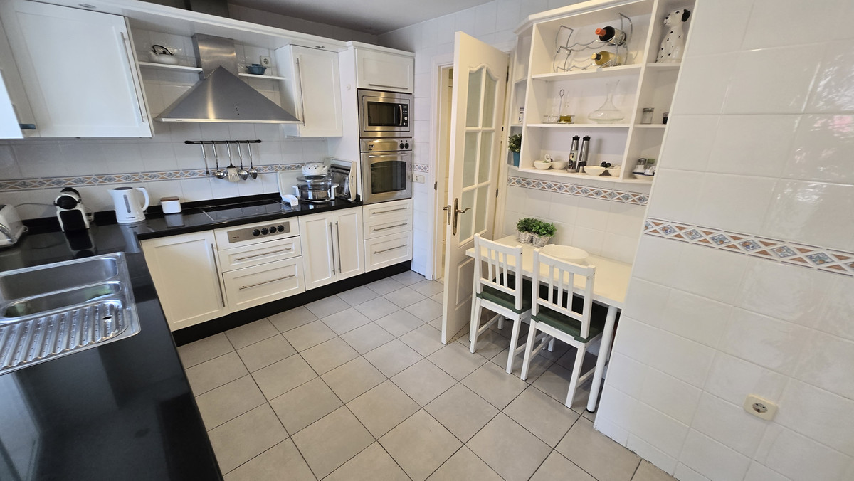 Percelen te koop in Marbella | 2 slaapkamers H5426344