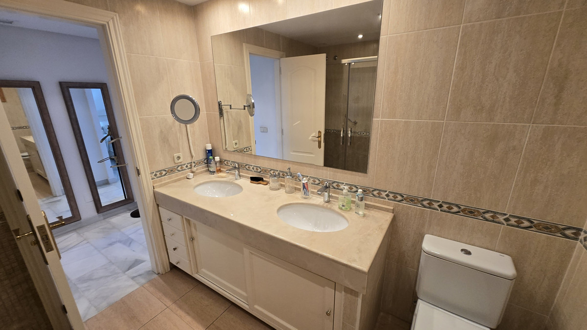 Percelen te koop in Marbella | 2 slaapkamers H5426344