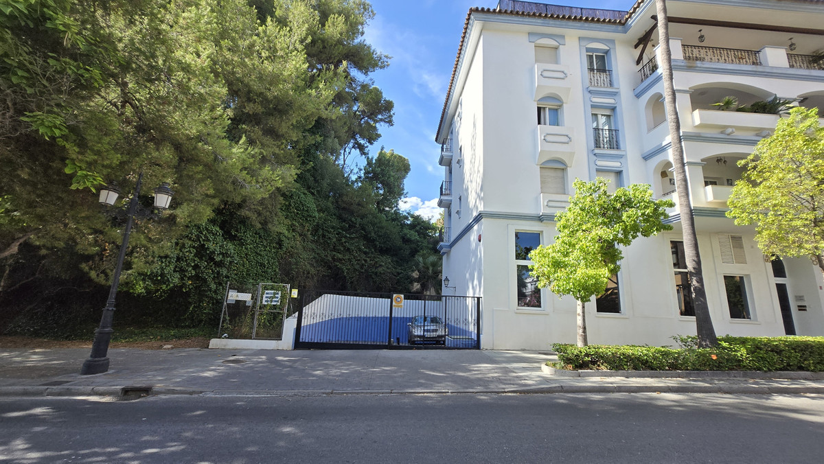Percelen te koop in Marbella | 2 slaapkamers H5426344