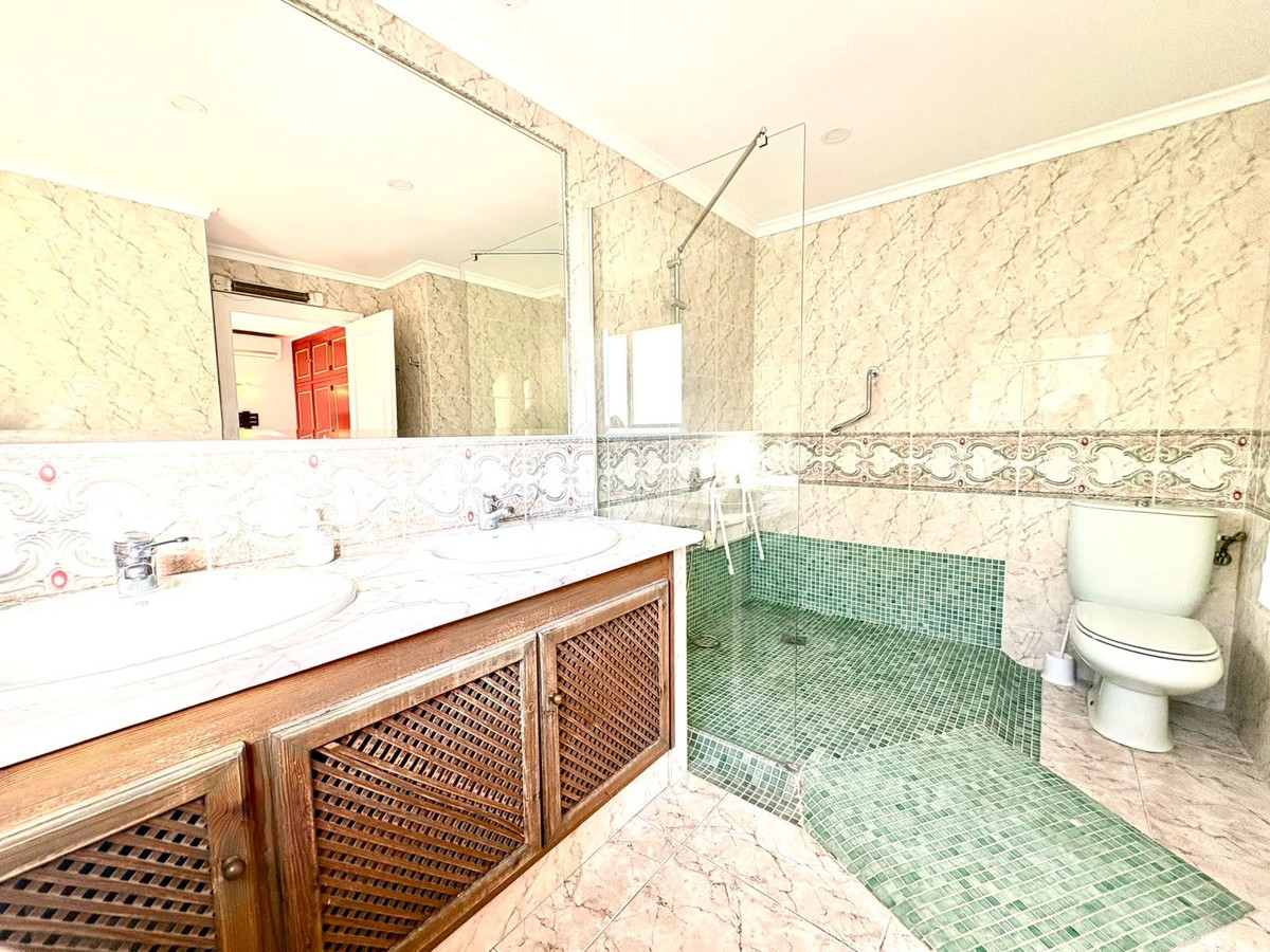 Appartement te koop in Marbella | 3 slaapkamers H5429359