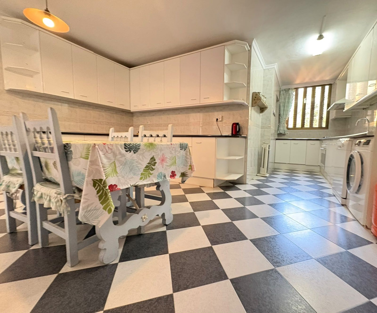 Appartement te koop in Marbella | 3 slaapkamers H5429359