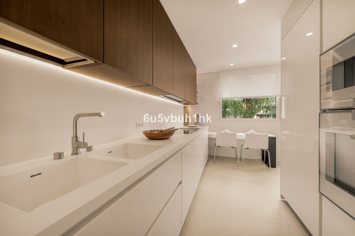 Huis te koop in Marbella | 3 slaapkamers H5430985
