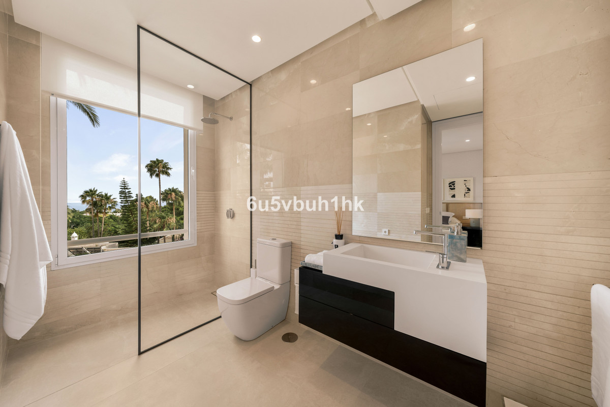 Huis te koop in Marbella | 3 slaapkamers H5430985