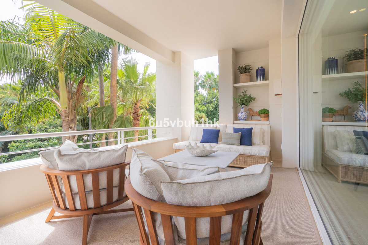 Huis te koop in Marbella | 3 slaapkamers H5430985