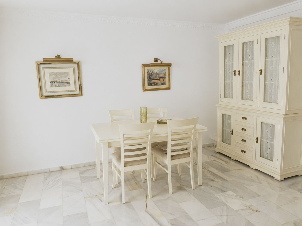 Appartement te koop in Marbella | 2 slaapkamers H5431231