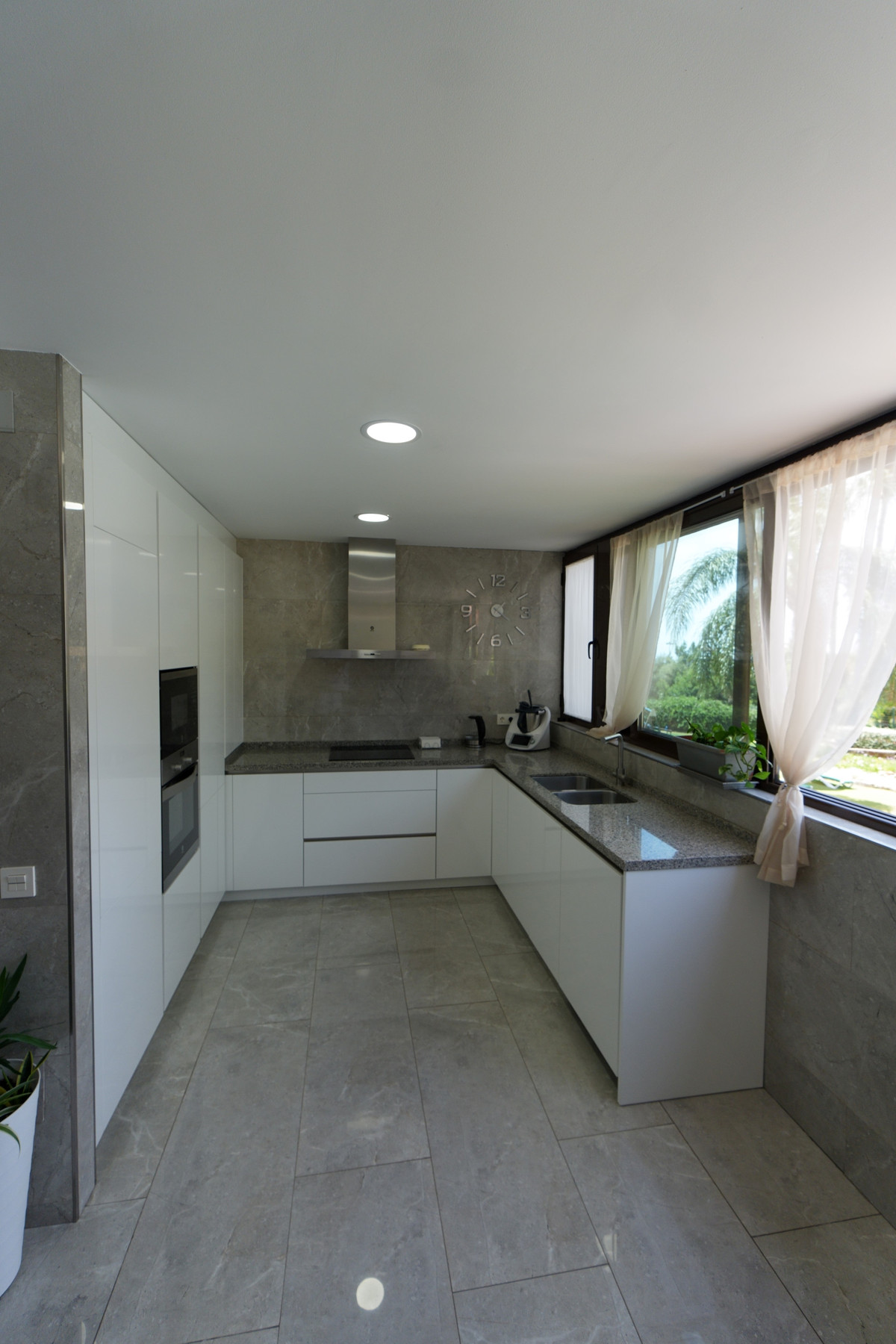 Appartement te koop in Marbella | 3 slaapkamers H5431390
