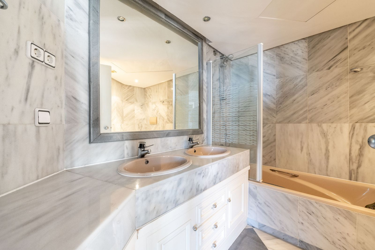 Percelen te koop in Marbella | 3 slaapkamers H5433580