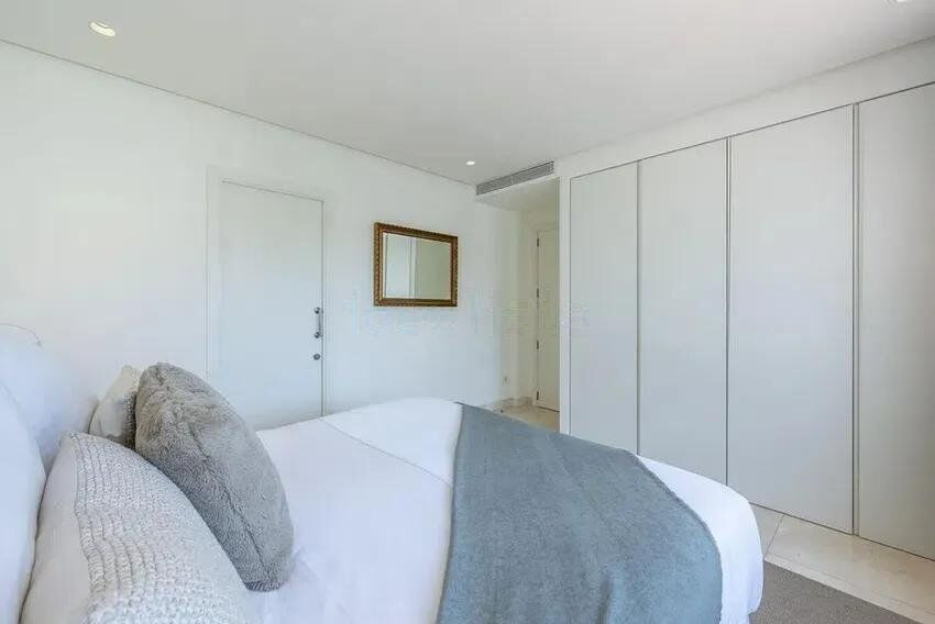 Penthouse te koop in Marbella | 3 slaapkamers H5434243