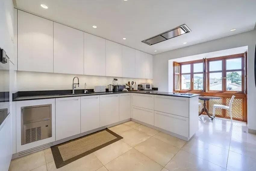 Penthouse te koop in Marbella | 3 slaapkamers H5434243