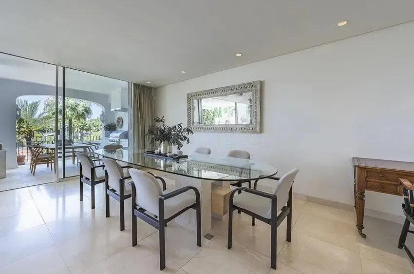Penthouse te koop in Marbella | 3 slaapkamers H5434243
