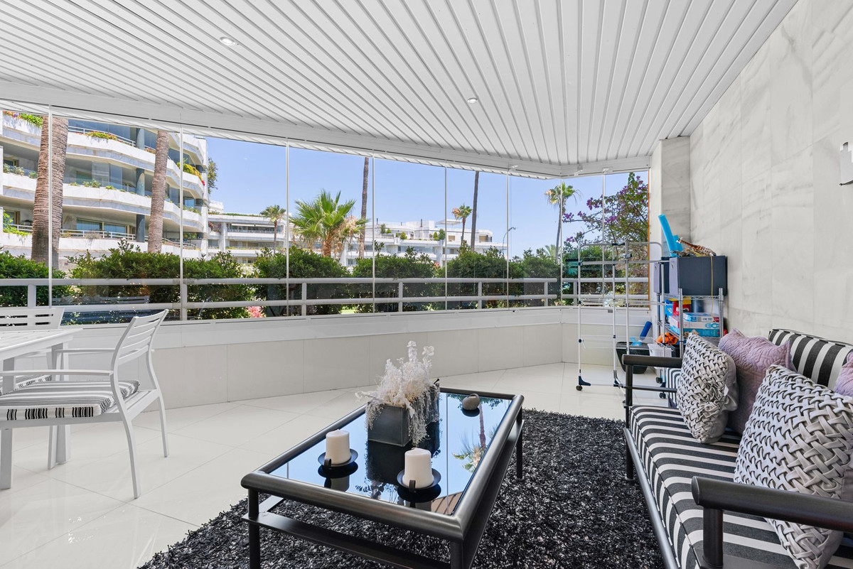 Appartement te koop in Marbella | 4 slaapkamers H5435026