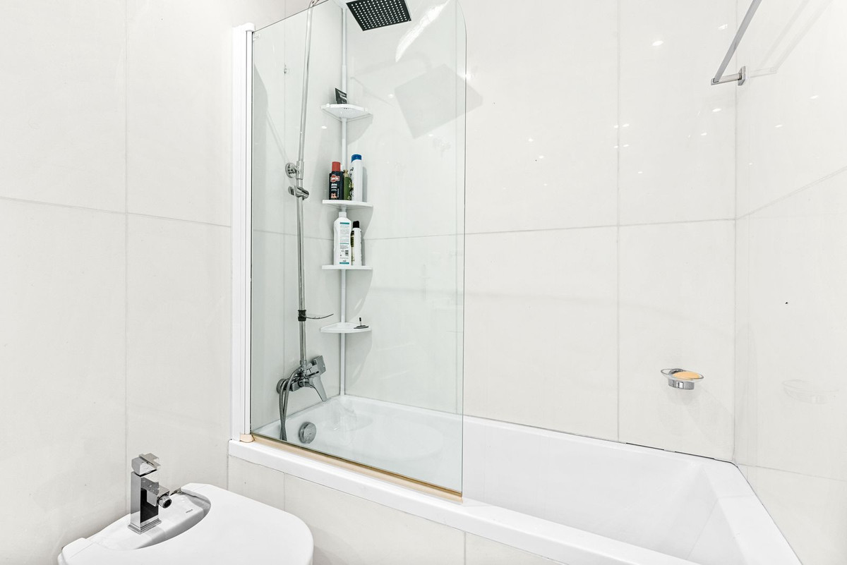 Appartement te koop in Marbella | 4 slaapkamers H5435026