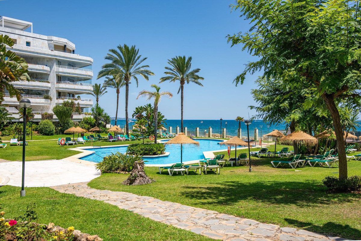 Appartement te koop in Marbella | 4 slaapkamers H5435026