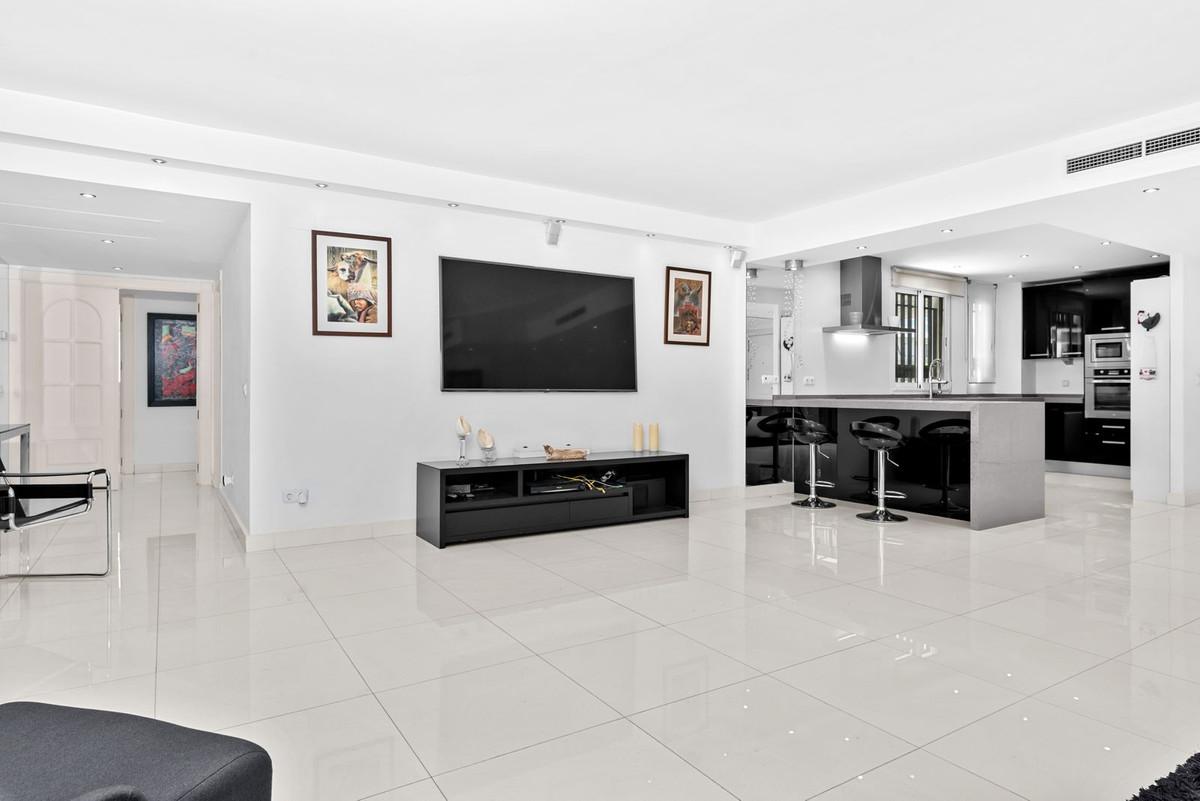 Appartement te koop in Marbella | 4 slaapkamers H5435026
