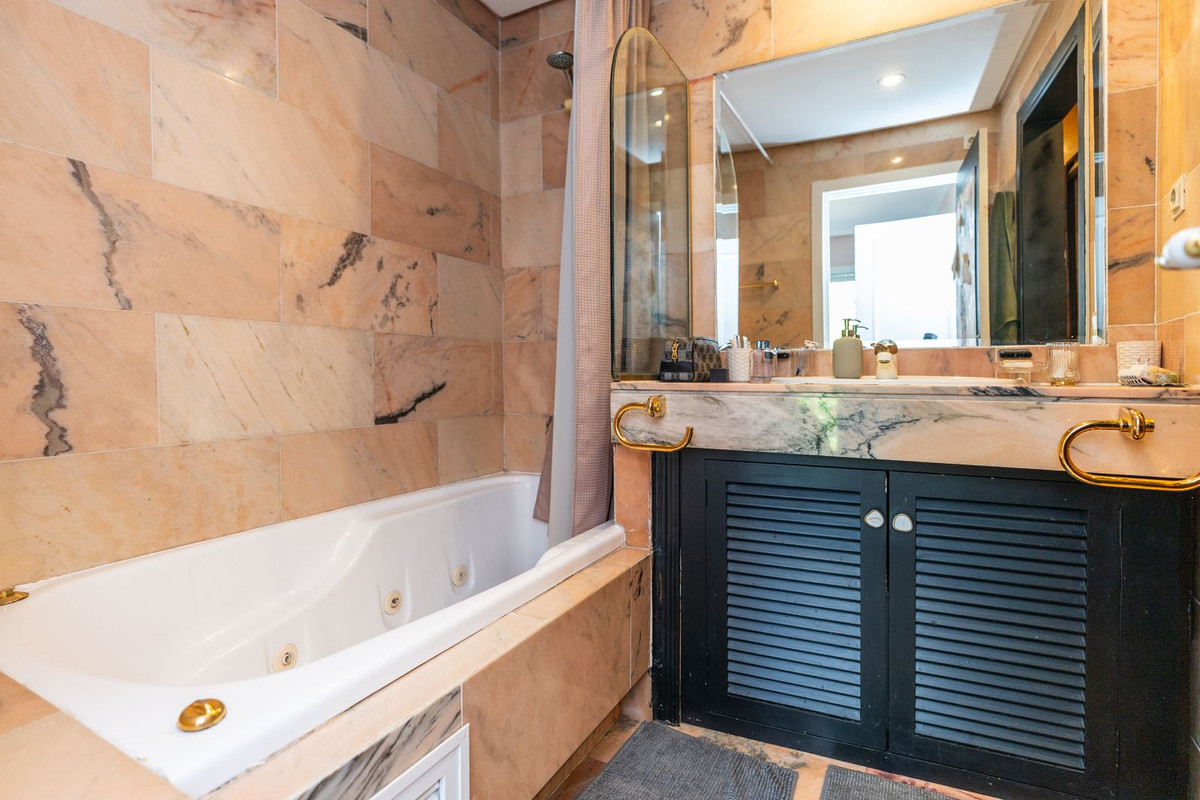 Appartement te koop in Marbella | 1 slaapkamers H5438602