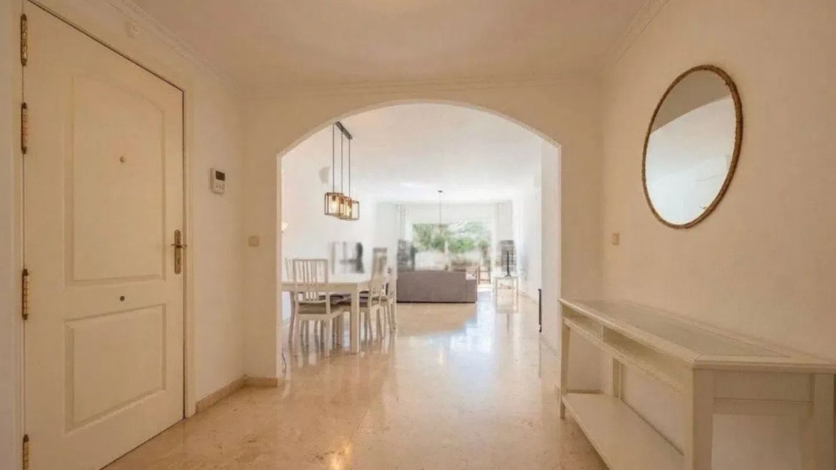 Appartement te koop in Marbella | 3 slaapkamers H5440591