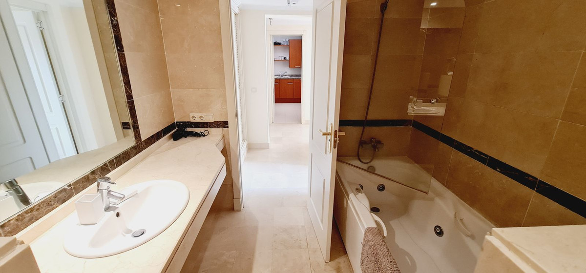 Appartement te koop in Marbella | 1 slaapkamers H5441227