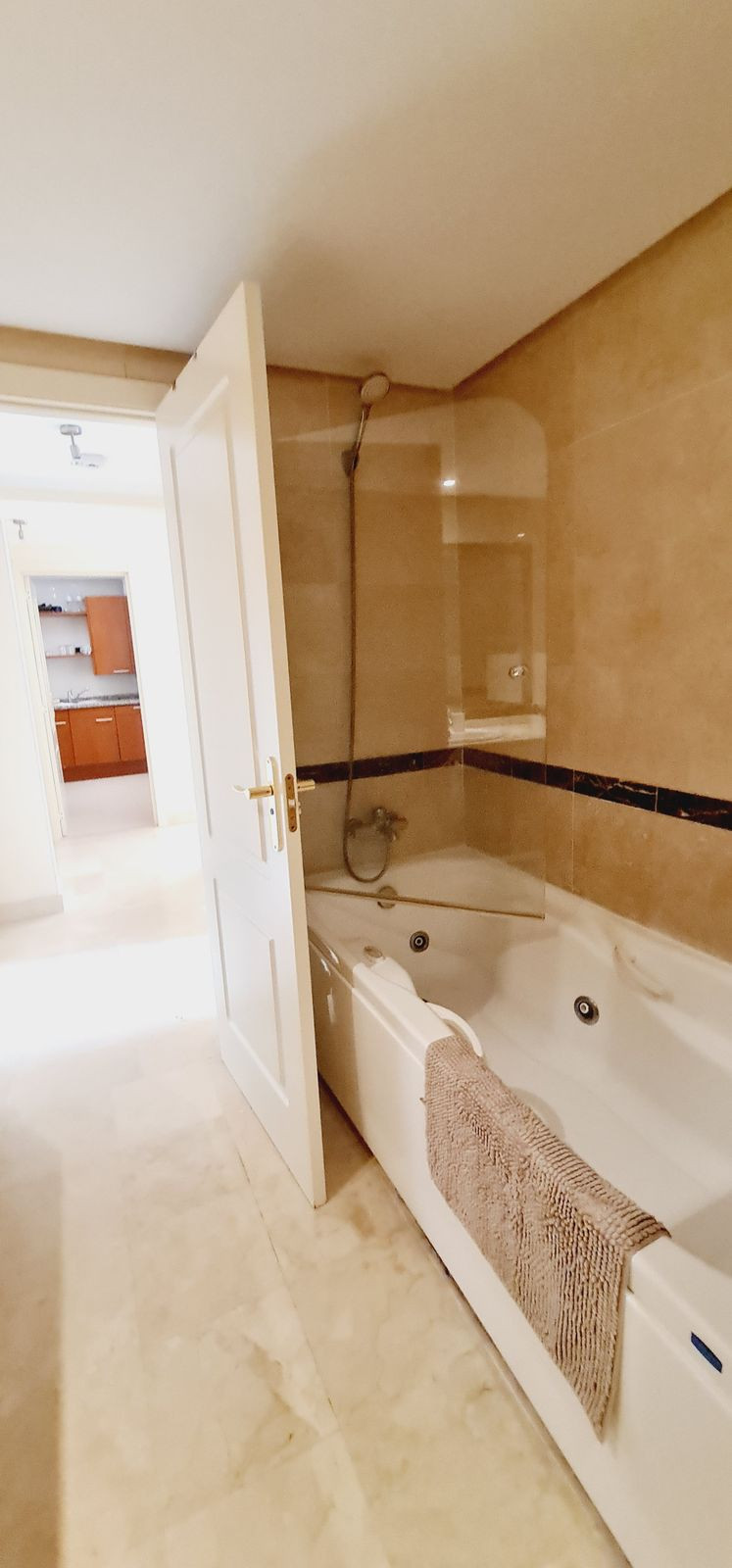 Appartement te koop in Marbella | 1 slaapkamers H5441227