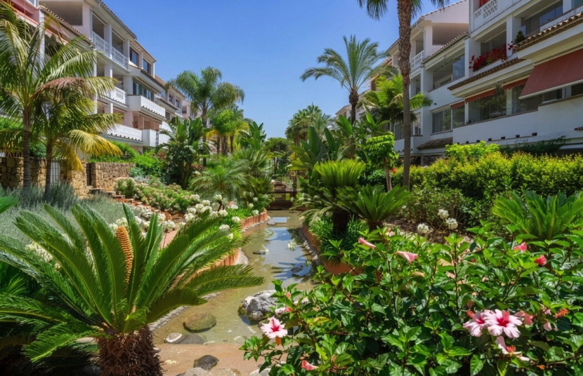 Appartement te koop in Marbella | 2 slaapkamers H5445076
