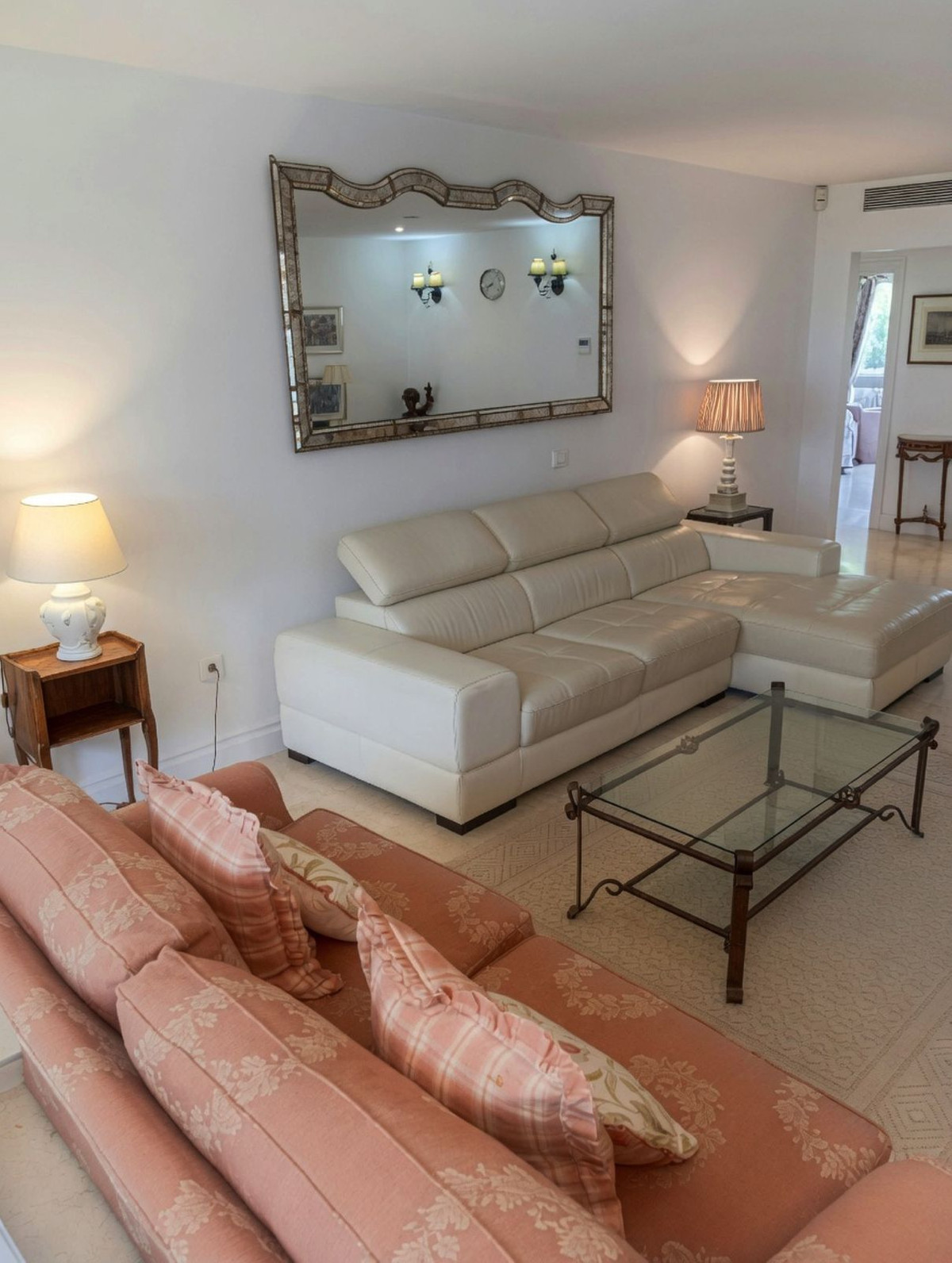 Appartement te koop in Marbella | 2 slaapkamers H5445076