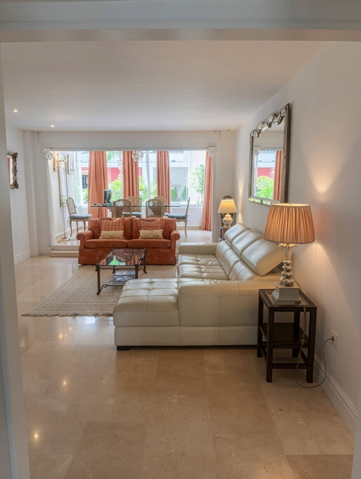 Appartement te koop in Marbella | 2 slaapkamers H5445076
