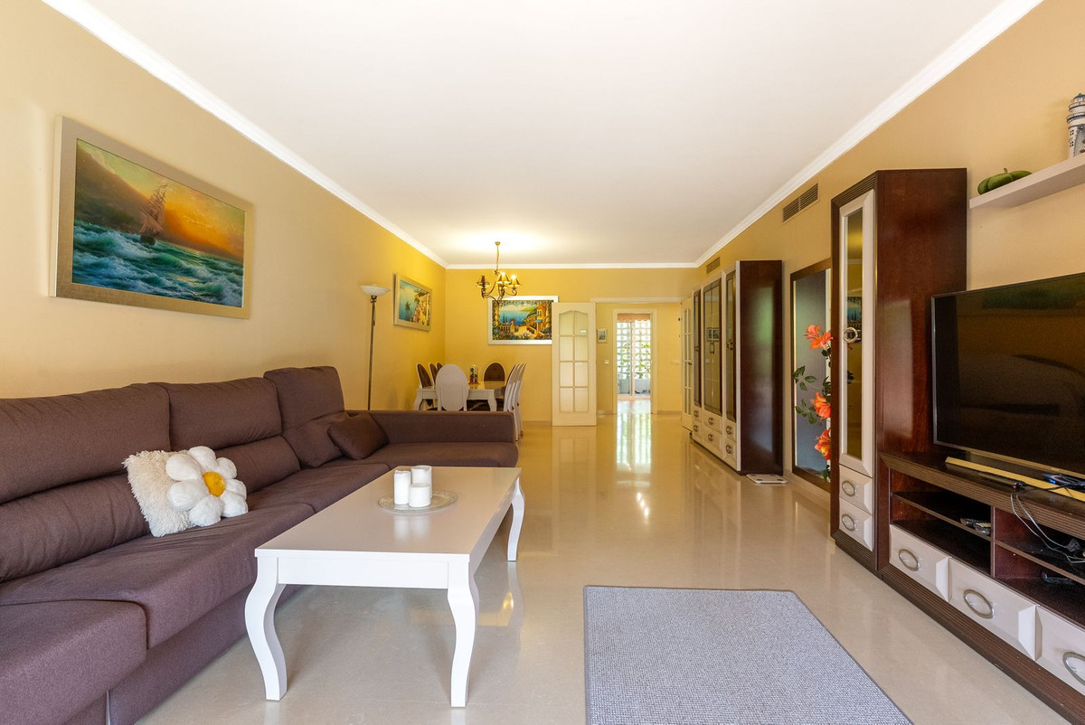 Appartement te koop in Marbella | 2 slaapkamers H5446447