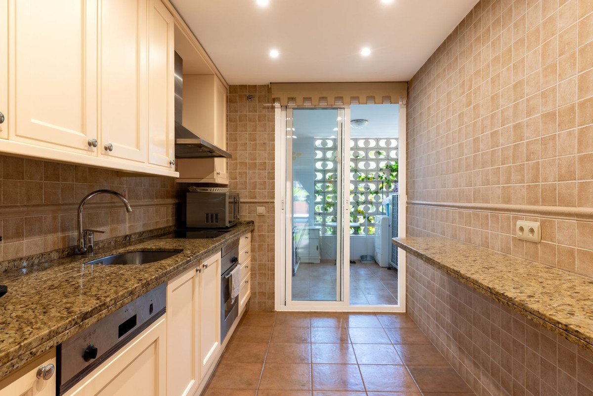 Appartement te koop in Marbella | 2 slaapkamers H5446447
