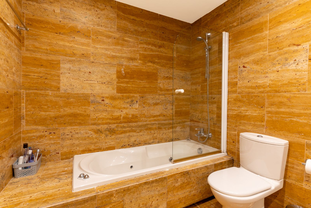 Appartement te koop in Marbella | 2 slaapkamers H5446447