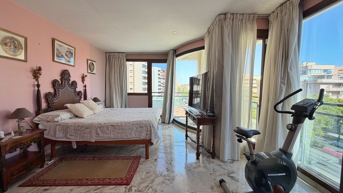 Appartement te koop in Marbella | 3 slaapkamers H5448196