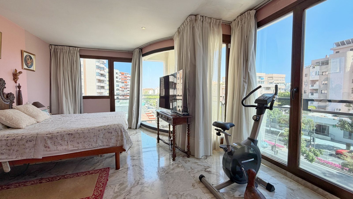 Appartement te koop in Marbella | 3 slaapkamers H5448196