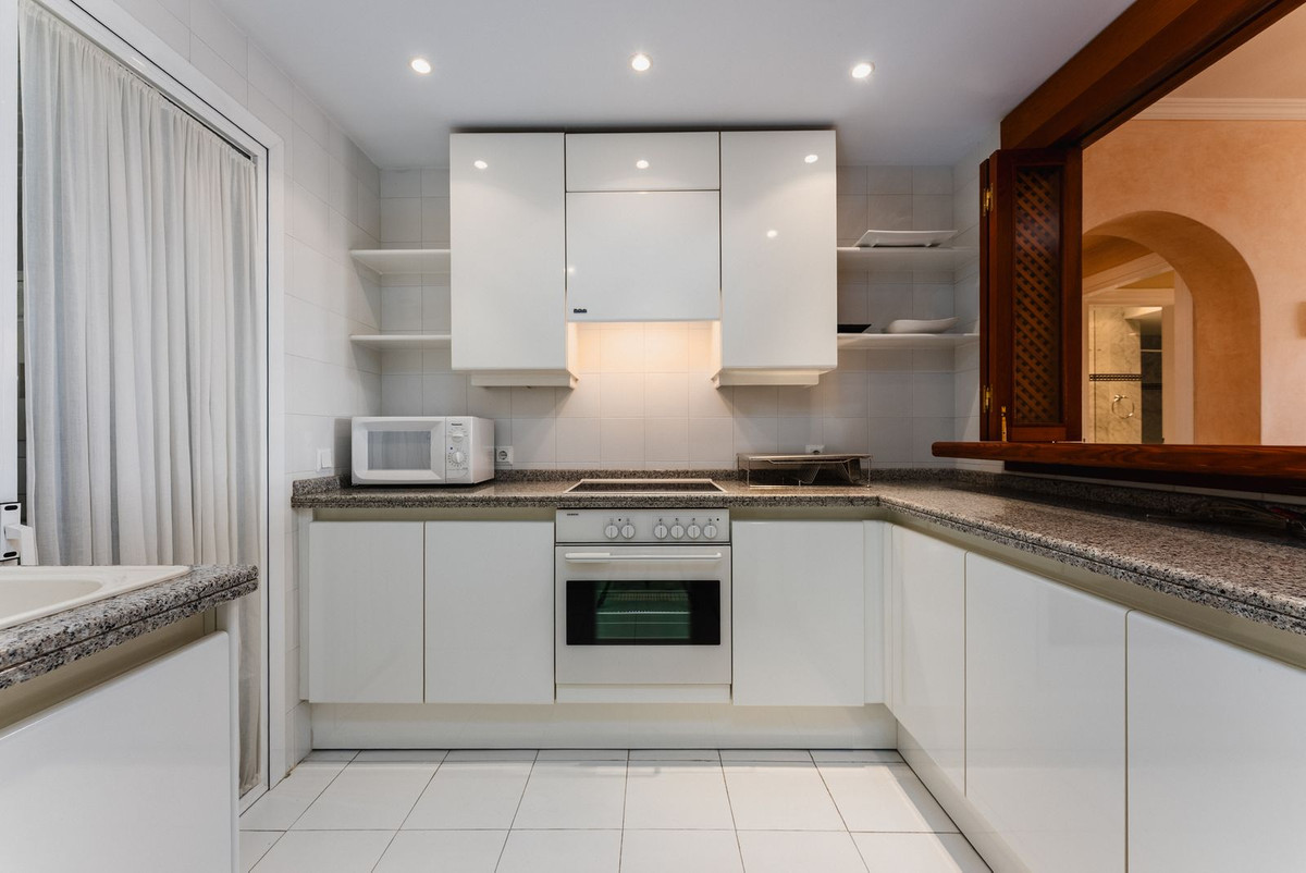 Appartement te koop in Marbella | 3 slaapkamers H5457541