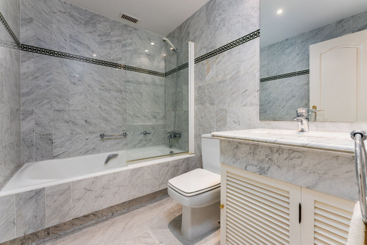 Appartement te koop in Marbella | 3 slaapkamers H5457541