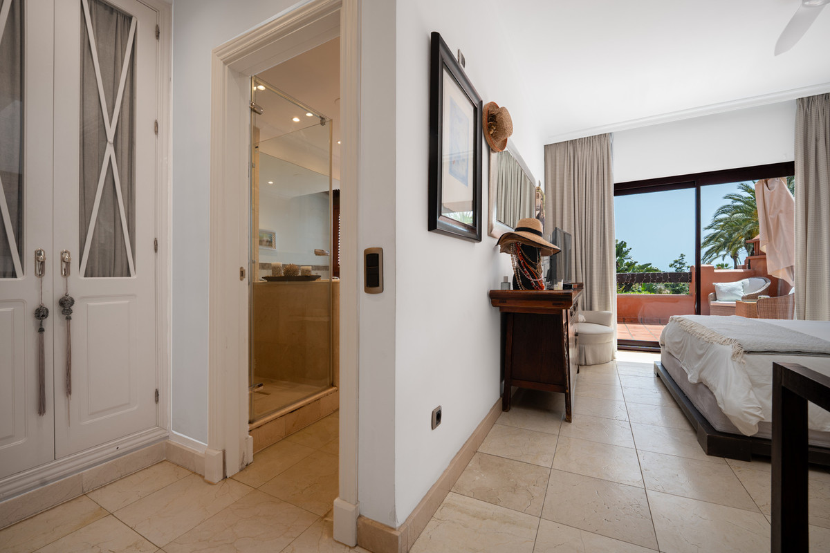 Penthouse te koop in Marbella | 5 slaapkamers H5465002