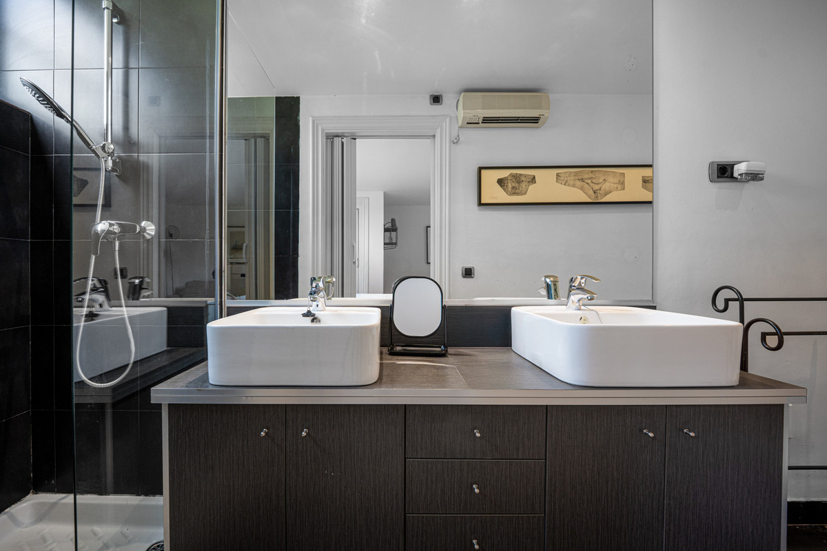 Penthouse te koop in Marbella | 5 slaapkamers H5465002