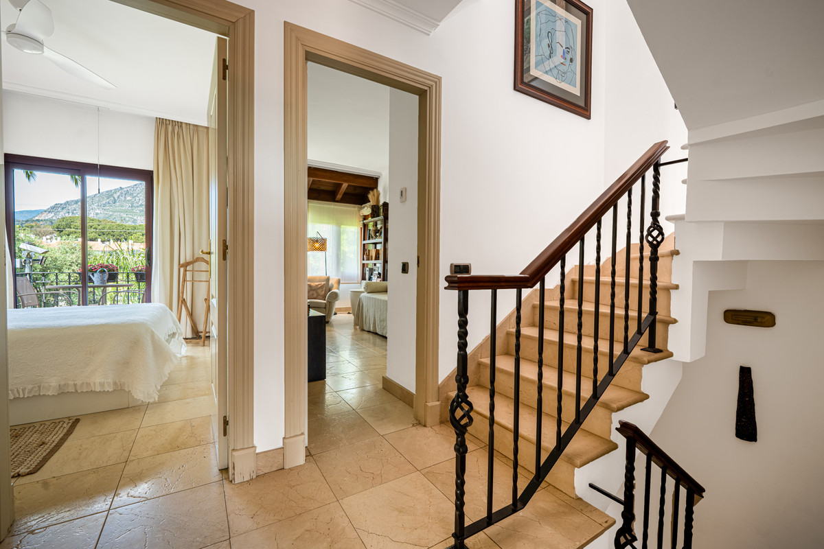 Penthouse te koop in Marbella | 5 slaapkamers H5465002