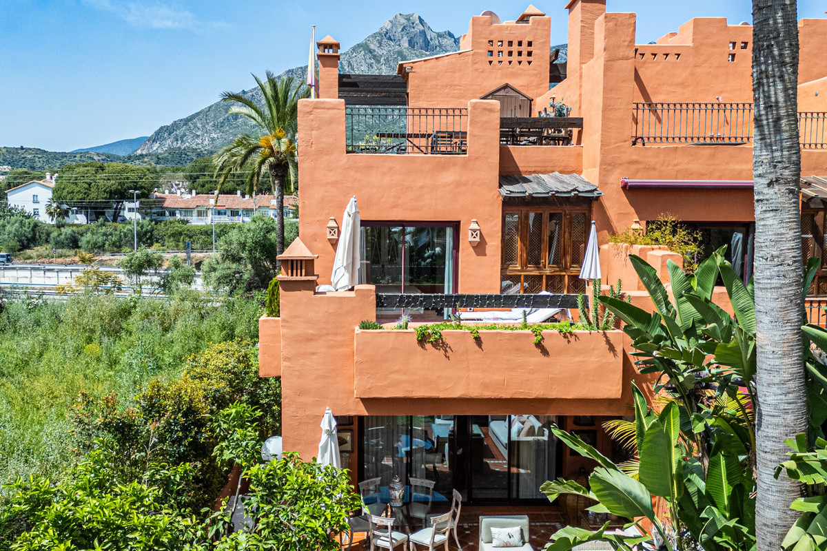 Penthouse te koop in Marbella | 5 slaapkamers H5465002