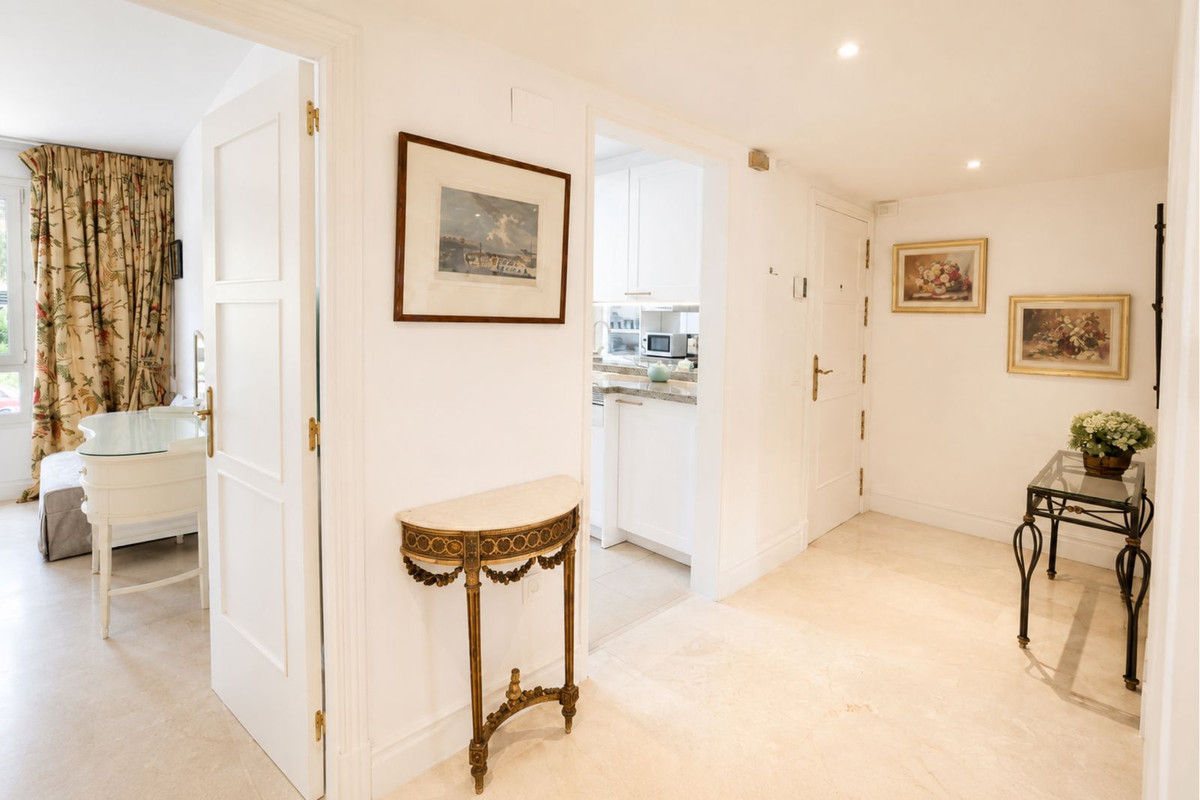 Appartement te koop in Marbella | 2 slaapkamers H5467846